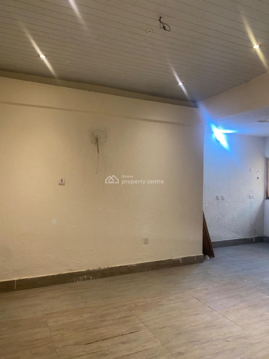 12 Bedrooms Office Space at Dome Market, Market Road, Dome, Ga East Municipal, Accra, Office Space for Rent