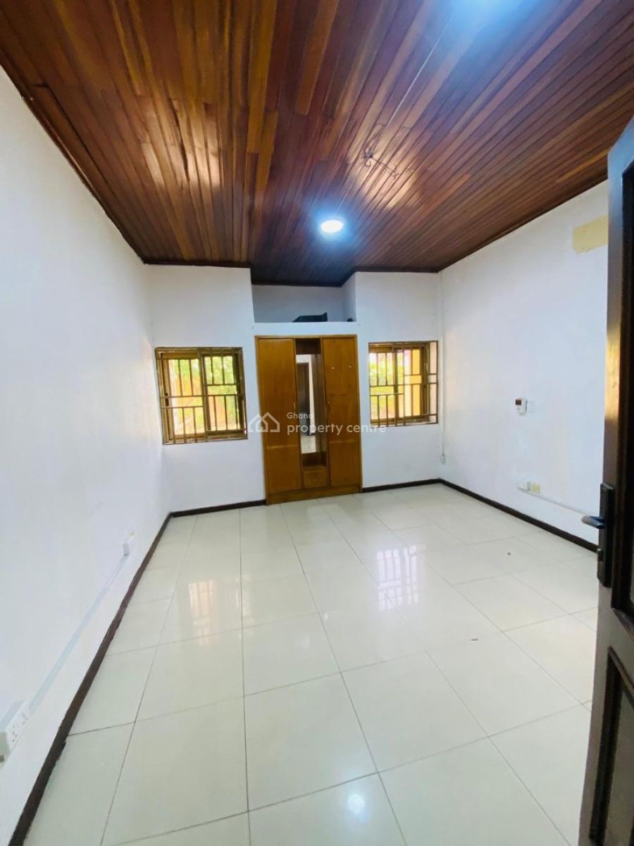5 Bedroom  with 2 Bedroom Boys Quarters, Petroleum, Achimota, Accra, House for Rent