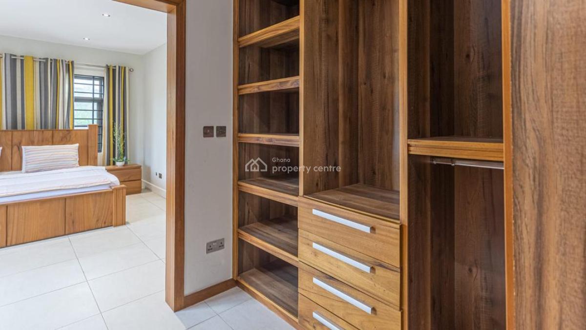 5 Bedroom with Boys Quarters and Penthouse, Achimota, Achimota, Accra, House for Sale