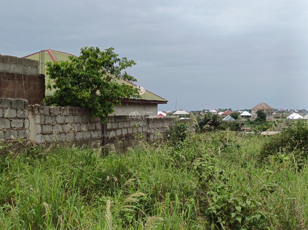 4 Plots ( 1 Acre Land), Waadie Adwumakaase, Near Kenyasi, Mampongteng., Kumasi Metropolitan, Ashanti, Land for Sale