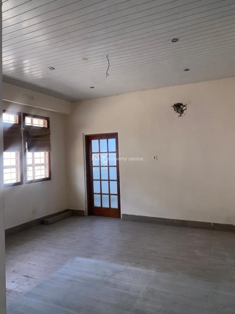 12 Bedroom Office Space, Dome Market Main Road, Dome, Ga East Municipal, Accra, Commercial Property for Rent