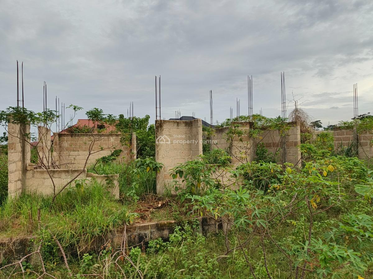 6 Bedroom, Mampongteng Adwumakaase, Near Kenyasi Bosore., Kumasi Metropolitan, Ashanti, House for Sale