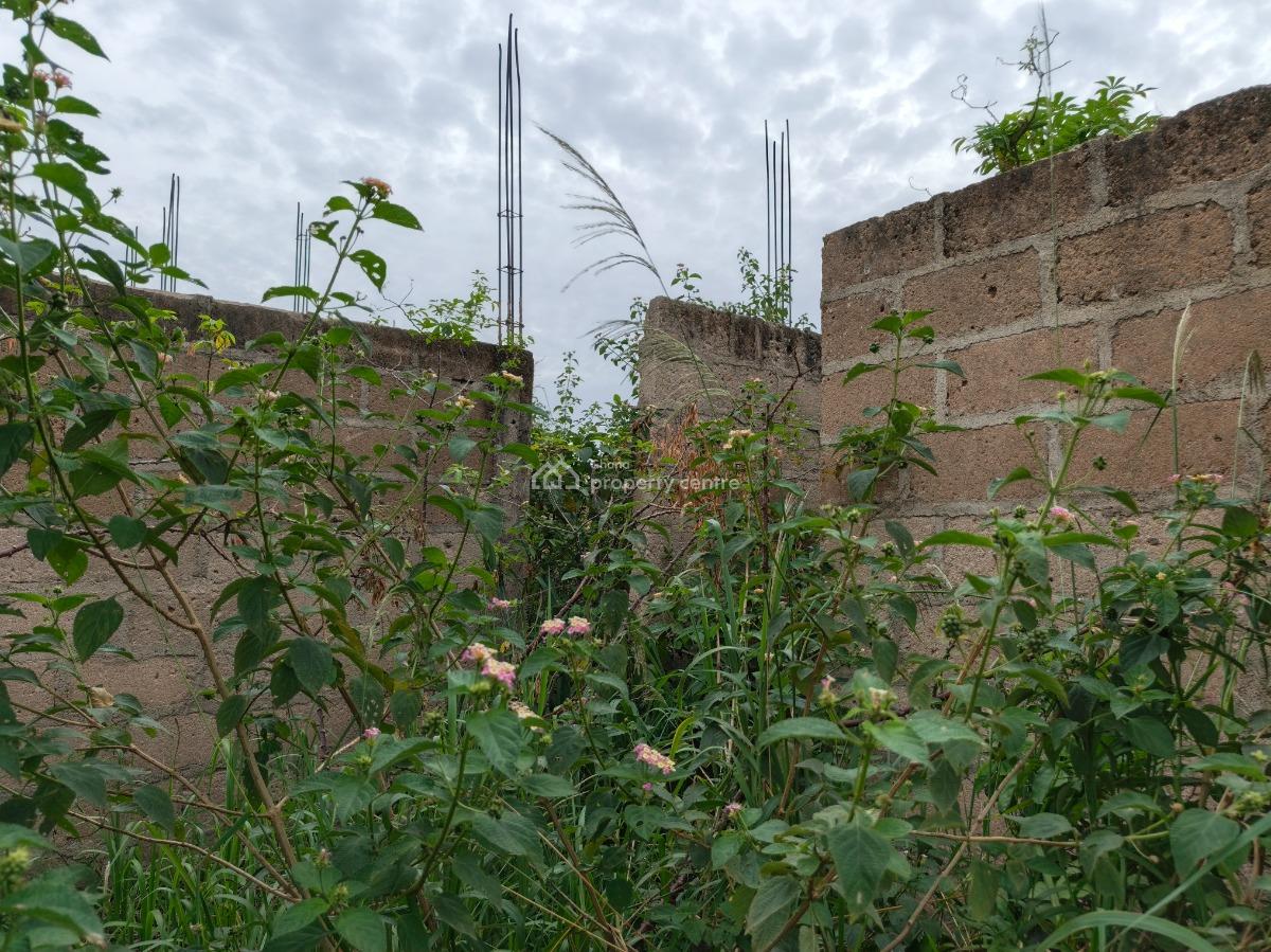 6 Bedroom, Mampongteng Adwumakaase, Near Kenyasi Bosore., Kumasi Metropolitan, Ashanti, House for Sale