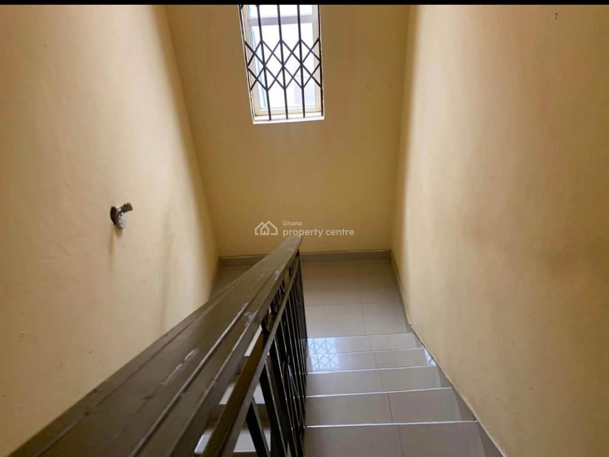 Executive Semi Detached 3 Bedroom, Kwabenya, Ga East Municipal, Accra, House for Sale