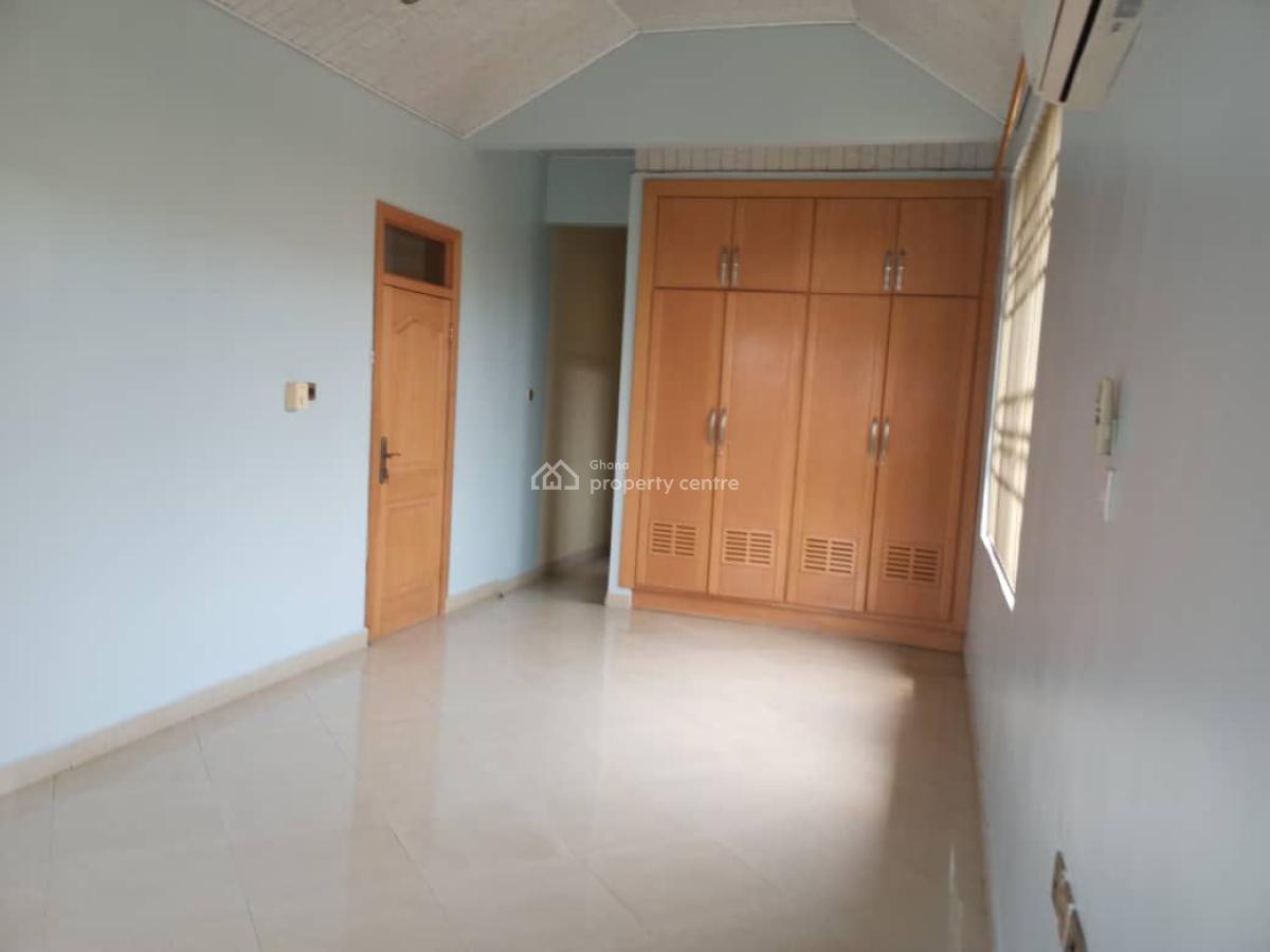 Executive 4 Bedrooms, Community 25, Tema, Accra, House for Rent