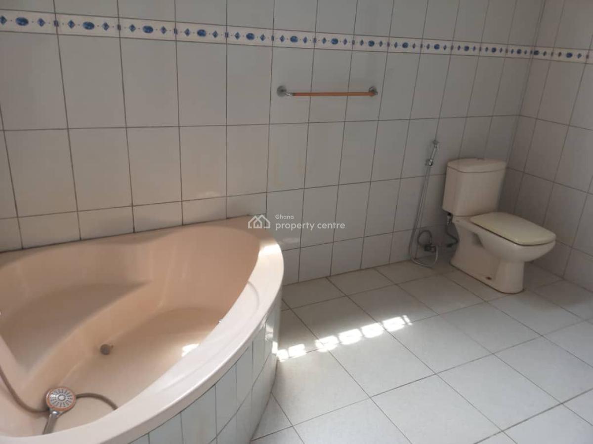 Executive 4 Bedrooms, Community 25, Tema, Accra, House for Rent