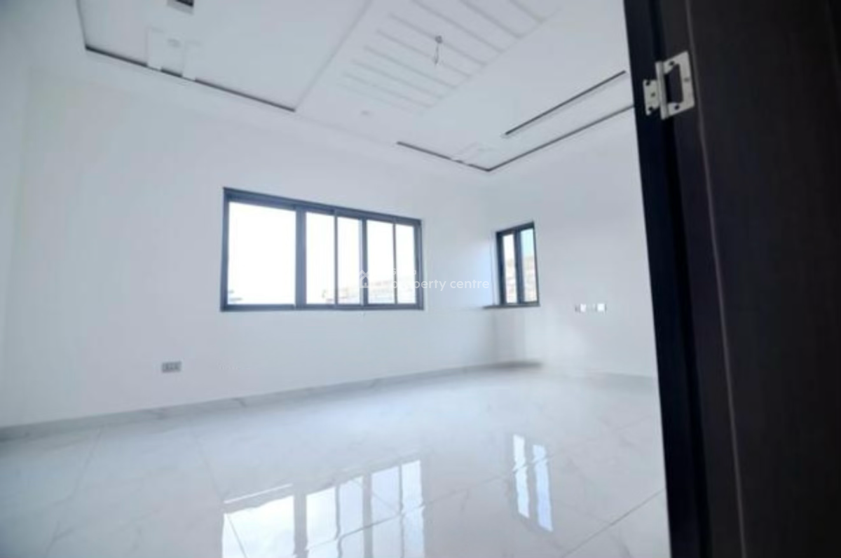 Serviced 2 Bedroom Apartment, Mahama Road, East Airport, Airport Residential Area, Accra, Apartment for Rent