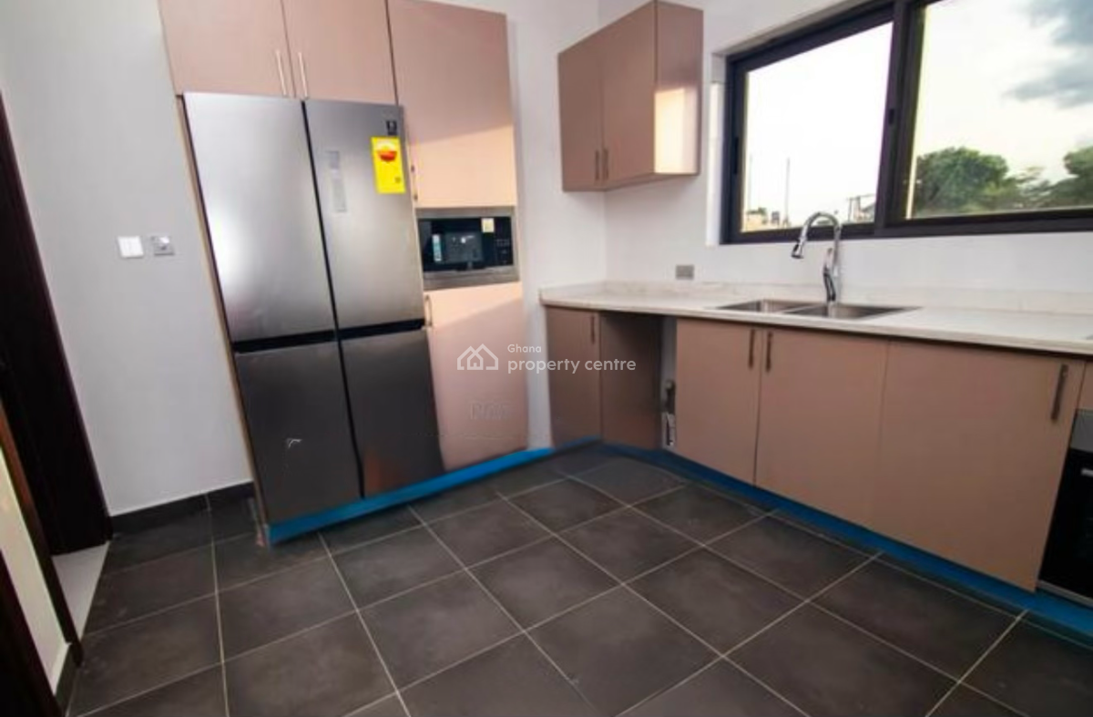 Serviced 2 Bedroom Apartment, Mahama Road, East Airport, Airport Residential Area, Accra, Apartment for Rent