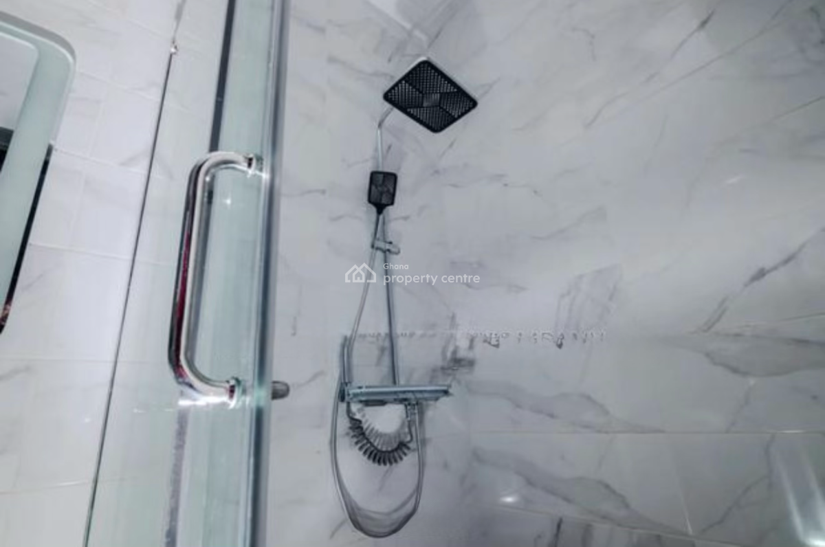 Serviced 2 Bedroom Apartment, Mahama Road, East Airport, Airport Residential Area, Accra, Apartment for Rent