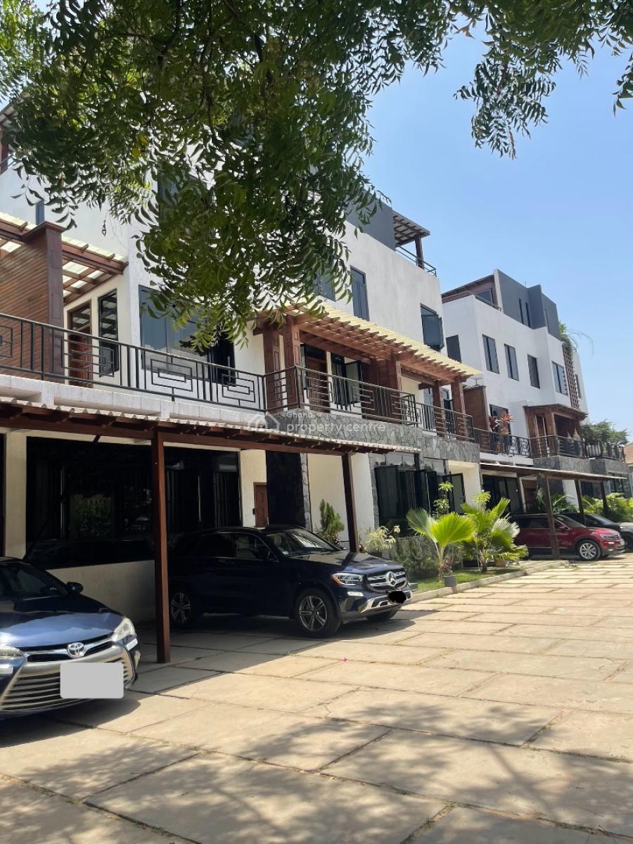 Extraordinary Town House in East Airport, After Palace Mall, East Airport, Airport Residential Area, Accra, Townhouse for Sale