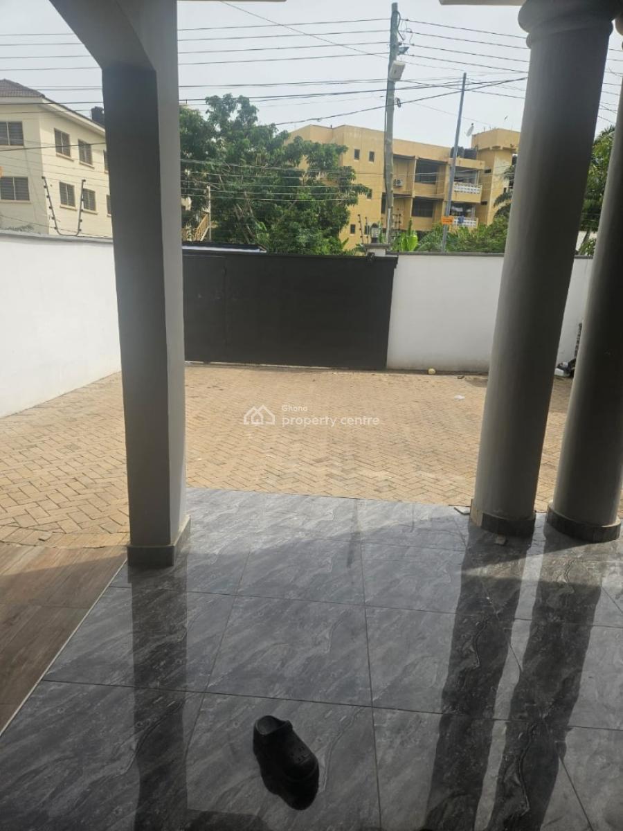 Luxury 3 Bedroom House in Roman Ridge, Roman Ridge, Accra, Semi-detached Duplex for Rent