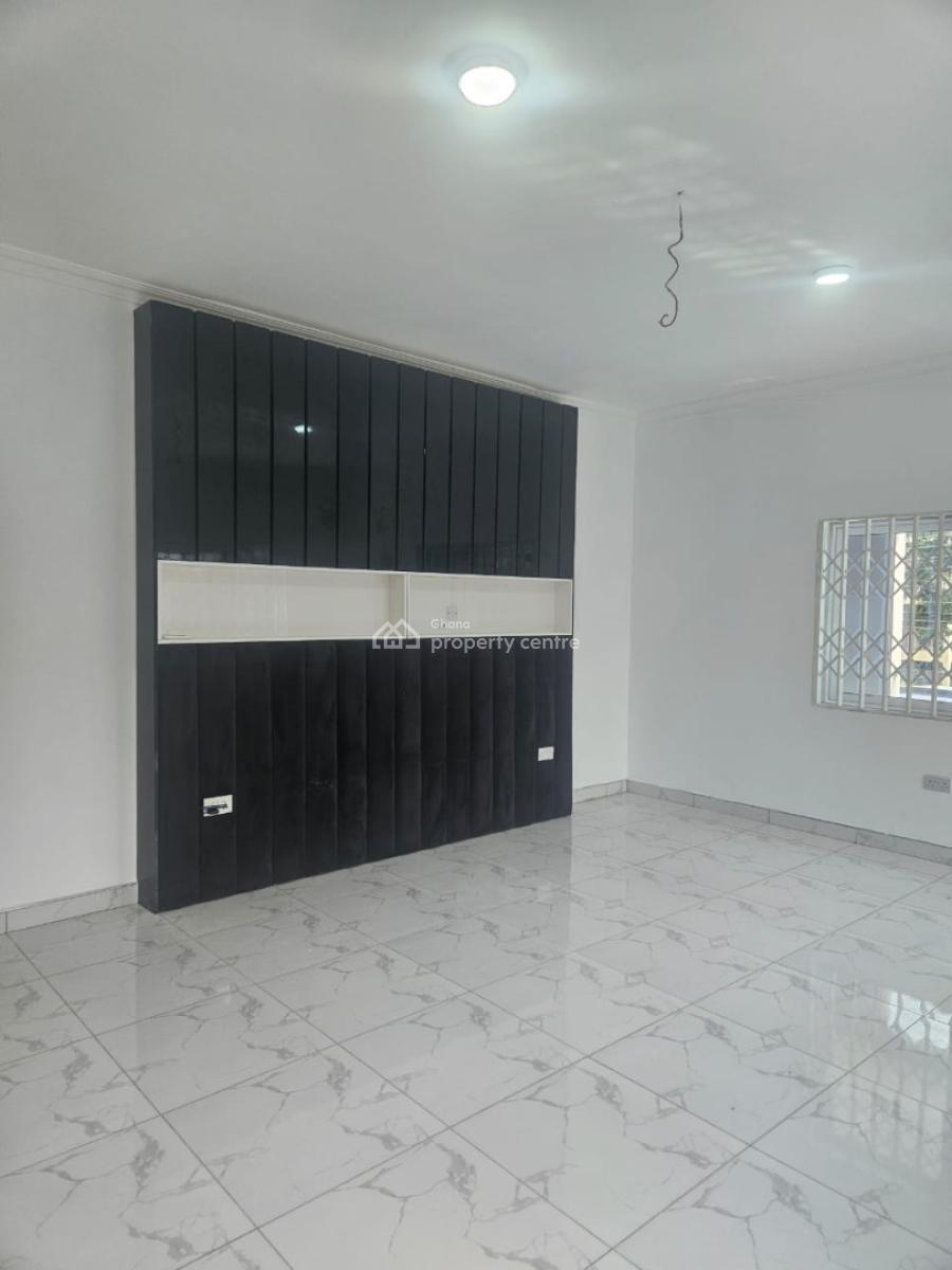 Luxury 3 Bedroom House in Roman Ridge, Roman Ridge, Accra, Semi-detached Duplex for Rent