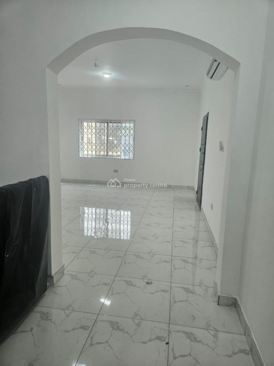 Luxury 3 Bedroom House in Roman Ridge, Roman Ridge, Accra, Semi-detached Duplex for Rent
