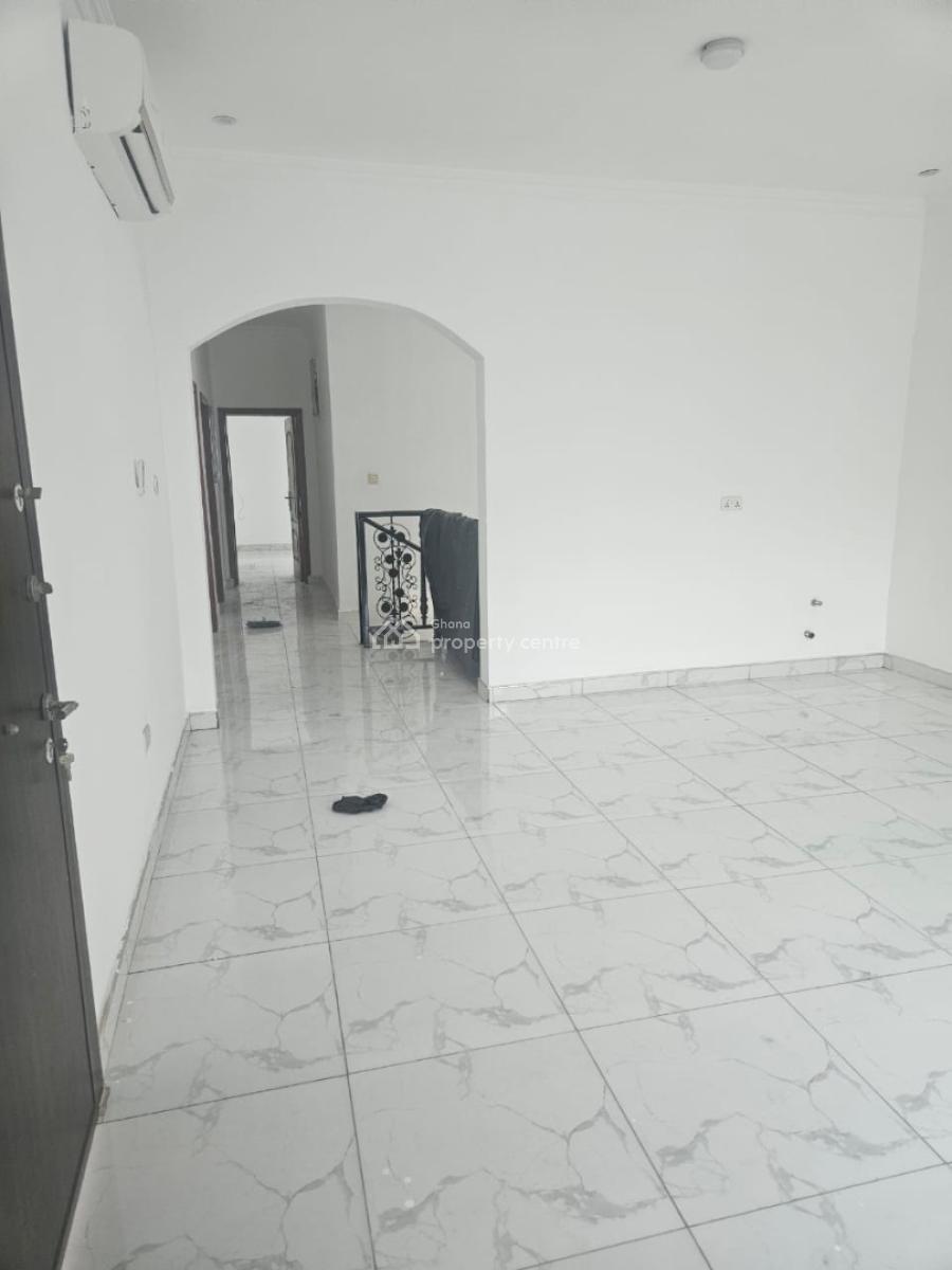 Luxury 3 Bedroom House in Roman Ridge, Roman Ridge, Accra, Semi-detached Duplex for Rent