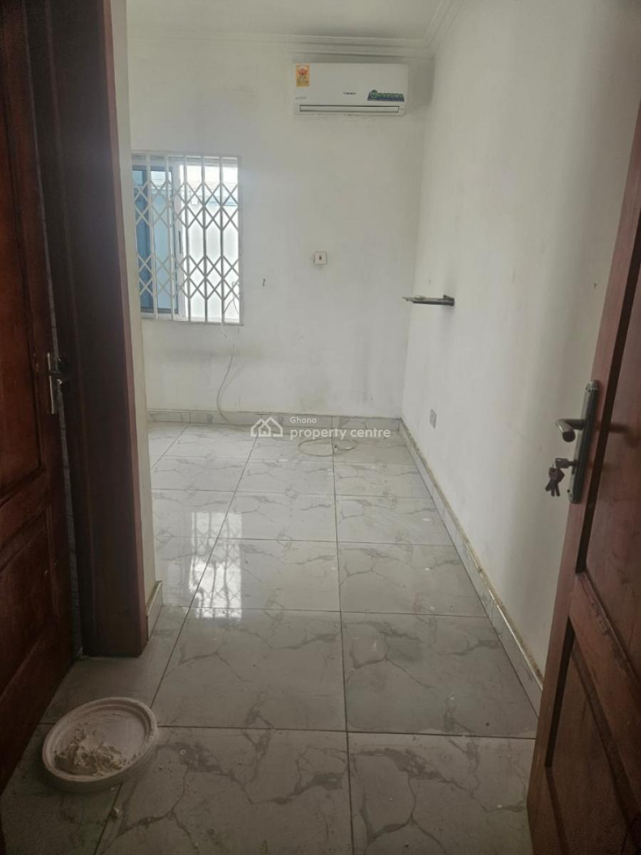Luxury 3 Bedroom House in Roman Ridge, Roman Ridge, Accra, Semi-detached Duplex for Rent
