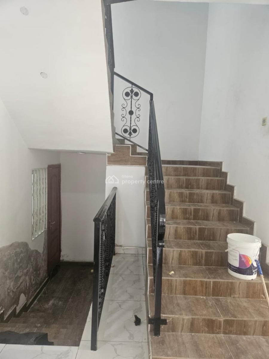 Luxury 3 Bedroom House in Roman Ridge, Roman Ridge, Accra, Semi-detached Duplex for Rent