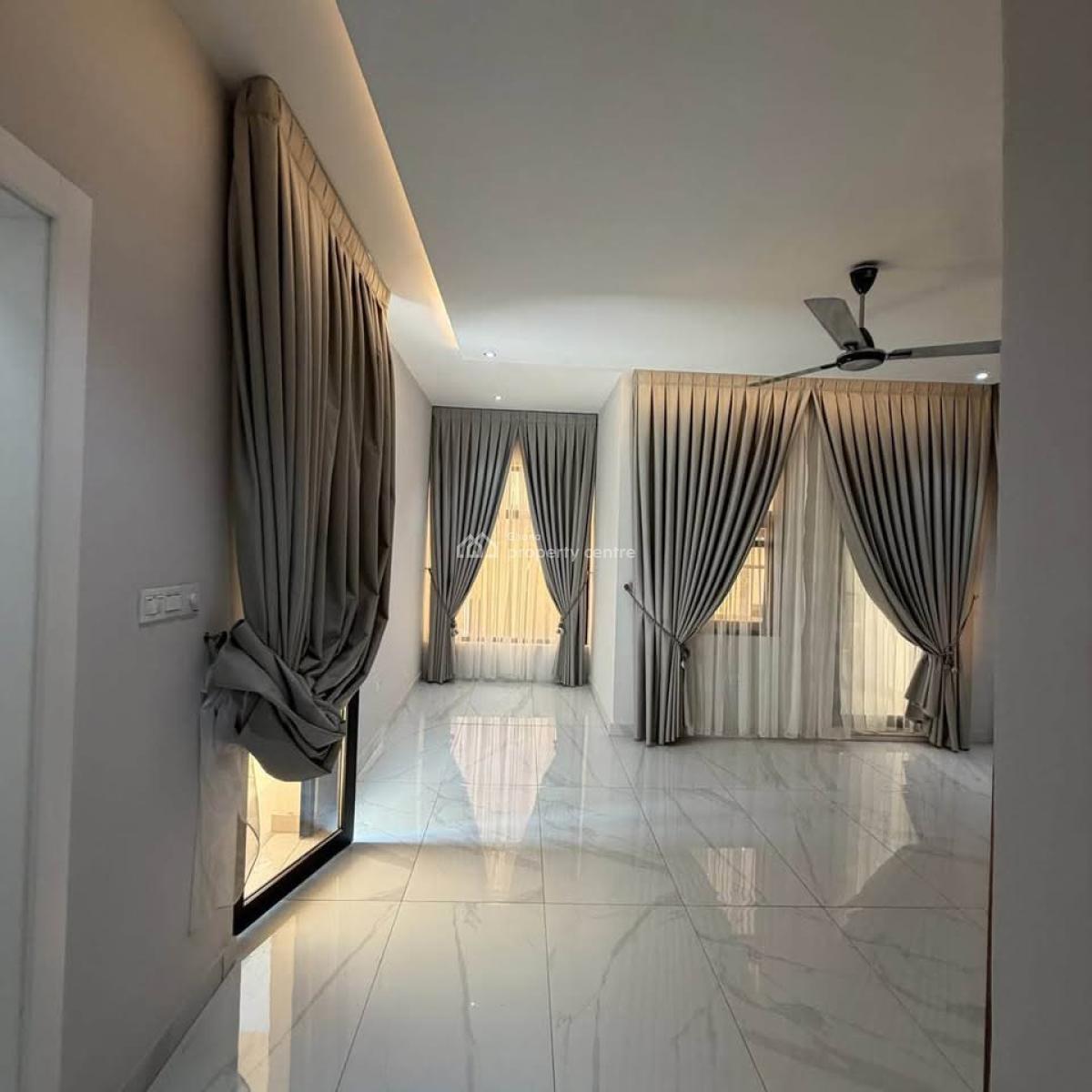 Modern Newly Built 3 Bedroom Smart Home, East Airport, Airport Residential Area, Accra, Townhouse for Sale