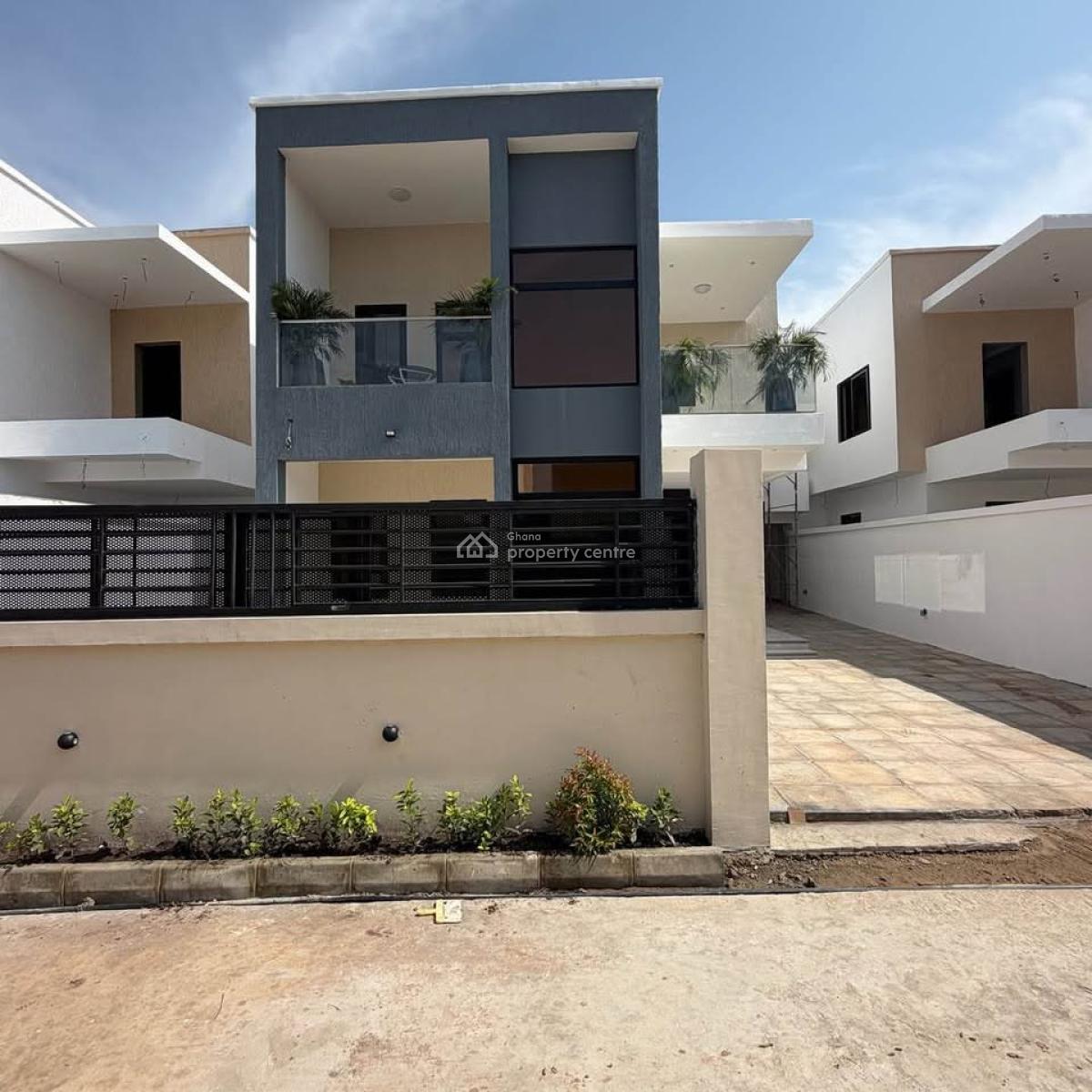 Modern Newly Built 3 Bedroom Smart Home, East Airport, Airport Residential Area, Accra, Townhouse for Sale