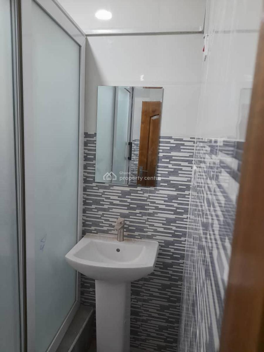 Executive Semi Detached 3 Bedroom House, Roman Ridge, Accra, Semi-detached Duplex for Rent