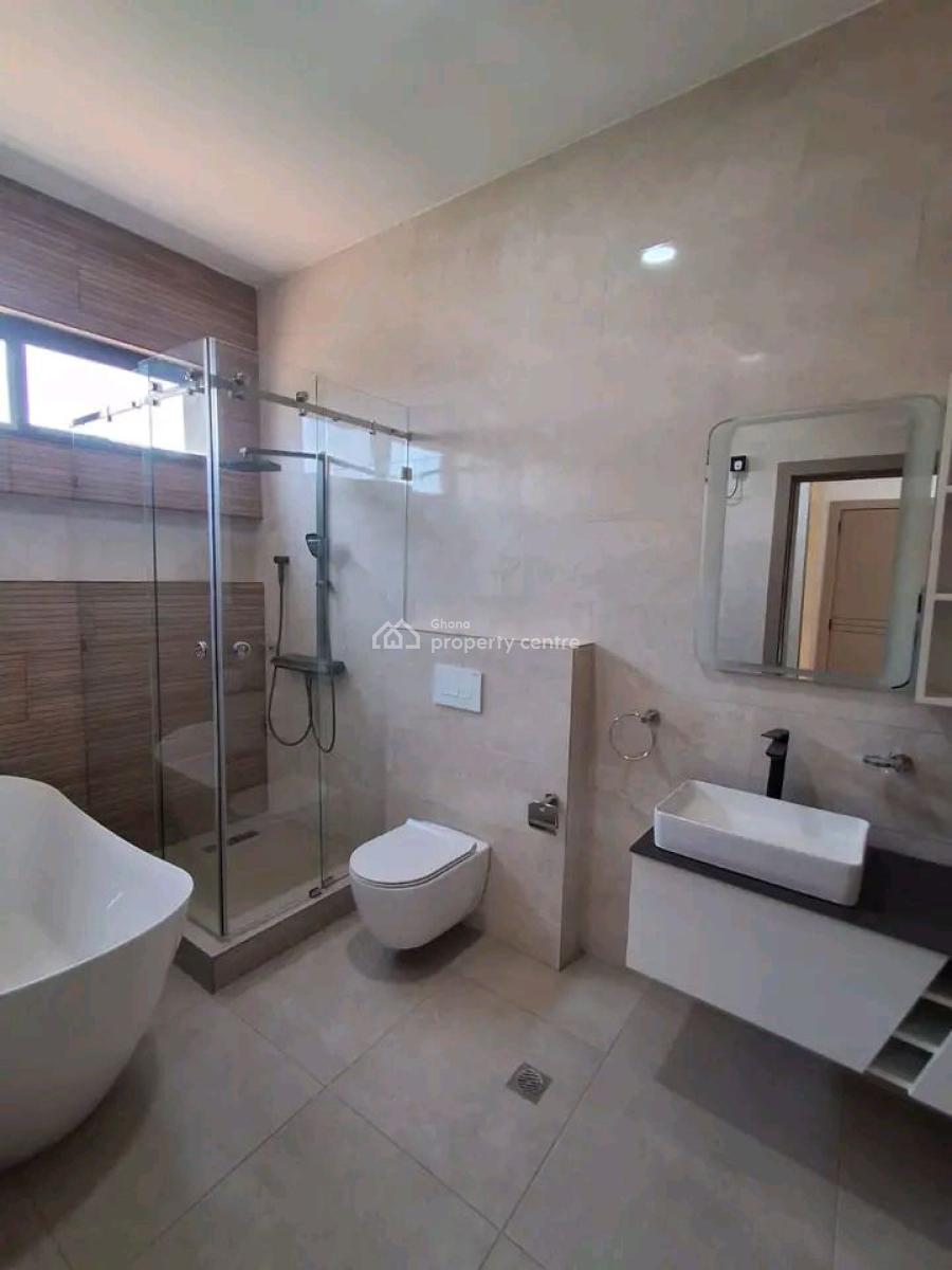 Executive Newly Built 4-bedroom House@ Manet Junction, Manet Junction, Spintex, Accra, House for Rent