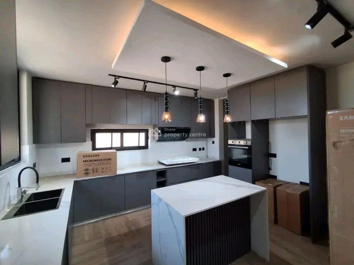 Executive Newly Built 4-bedroom House@ Manet Junction, Manet Junction, Spintex, Accra, House for Rent