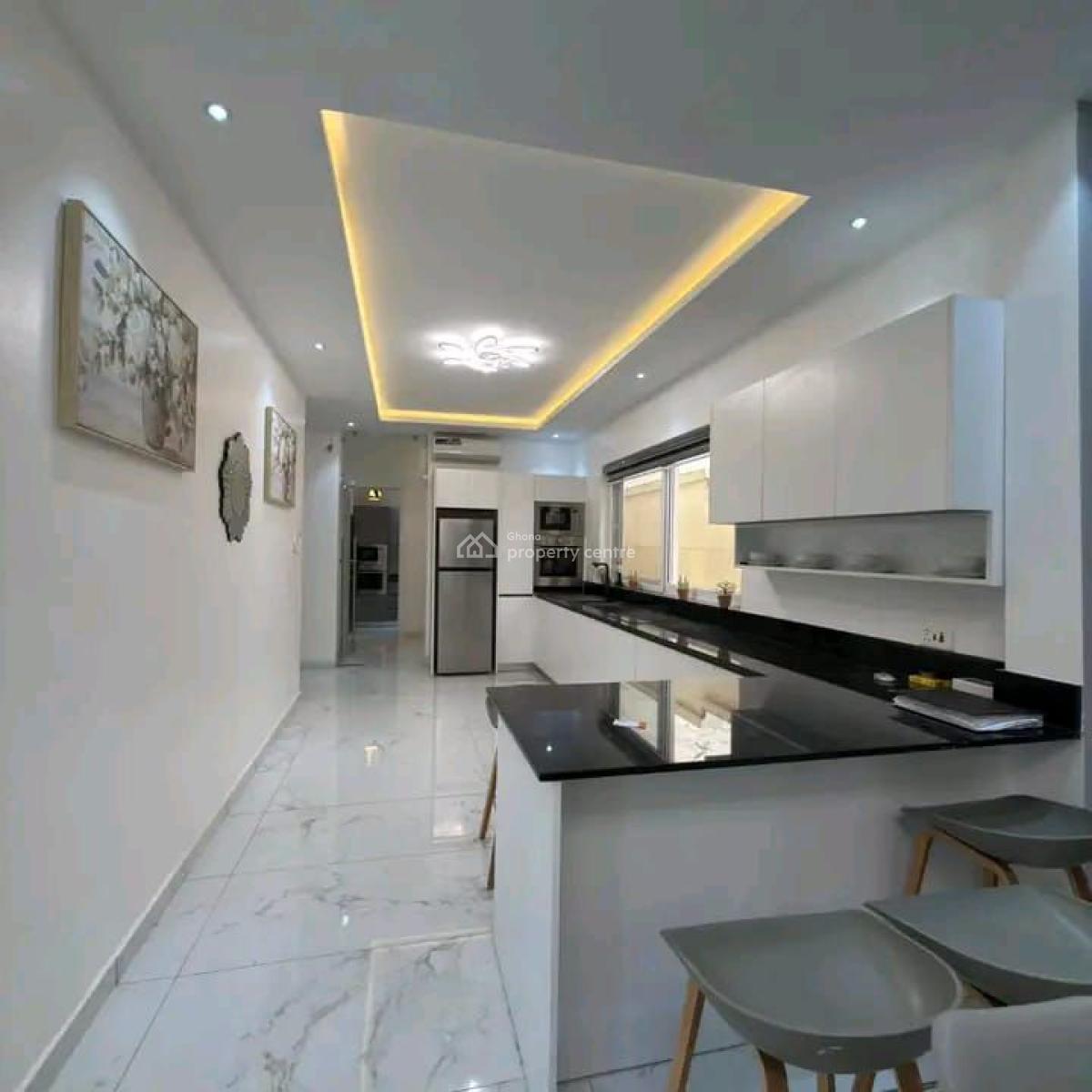 Ultra-modern 4-bedroom+bq@ East Airport, Accra, East Airport, Airport Residential Area, Accra, Townhouse for Sale