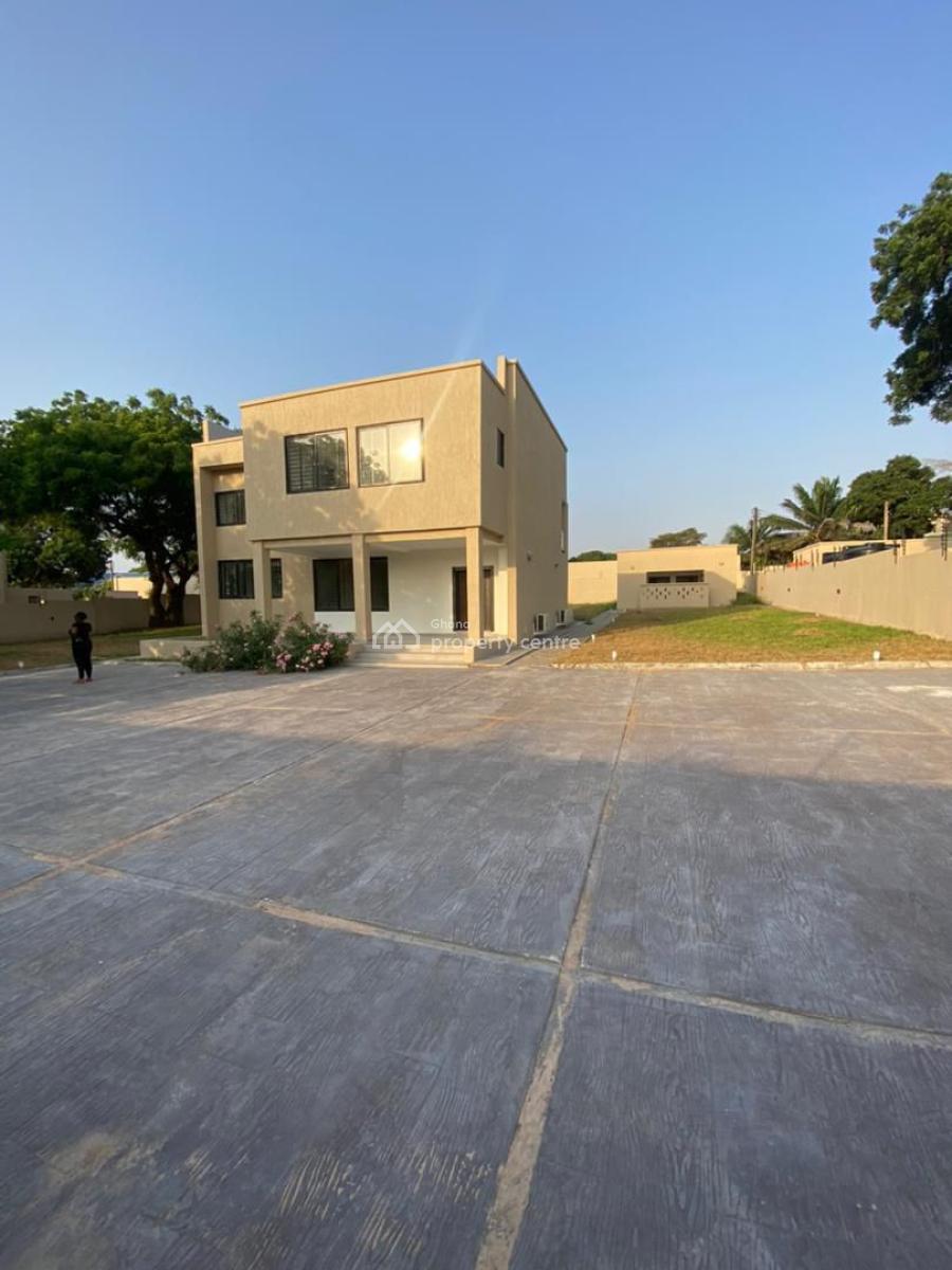 Newly Built 4-bedroom House+bq @ Cantonment, Cantonments, Accra, Detached Bungalow for Rent