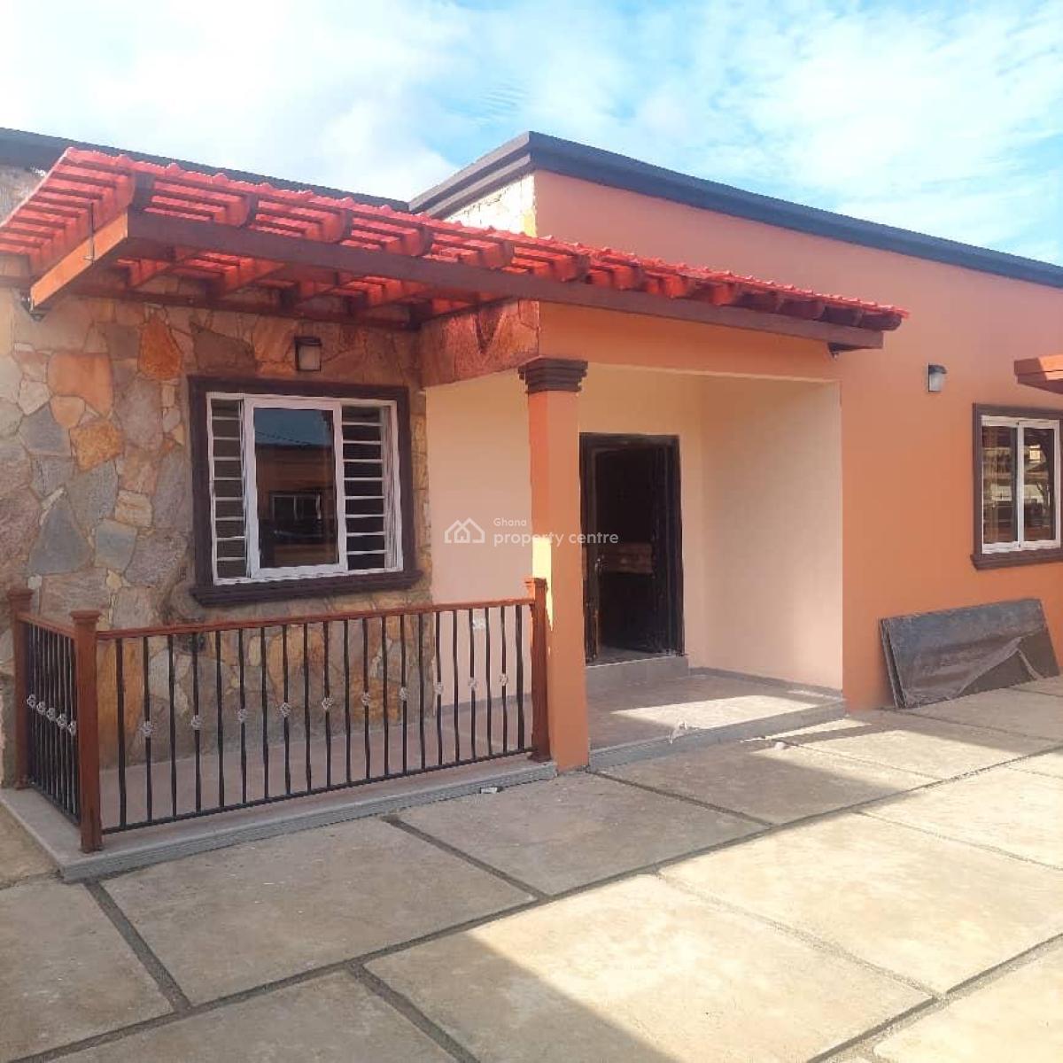 3 Bedrooms at Achimota Mile7, Mile7, Achimota, Accra, Detached Bungalow for Rent