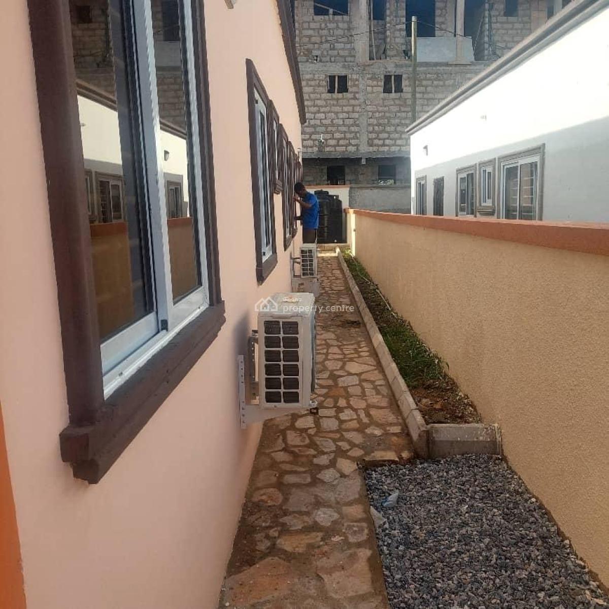 3 Bedrooms at Achimota Mile7, Mile7, Achimota, Accra, Detached Bungalow for Rent