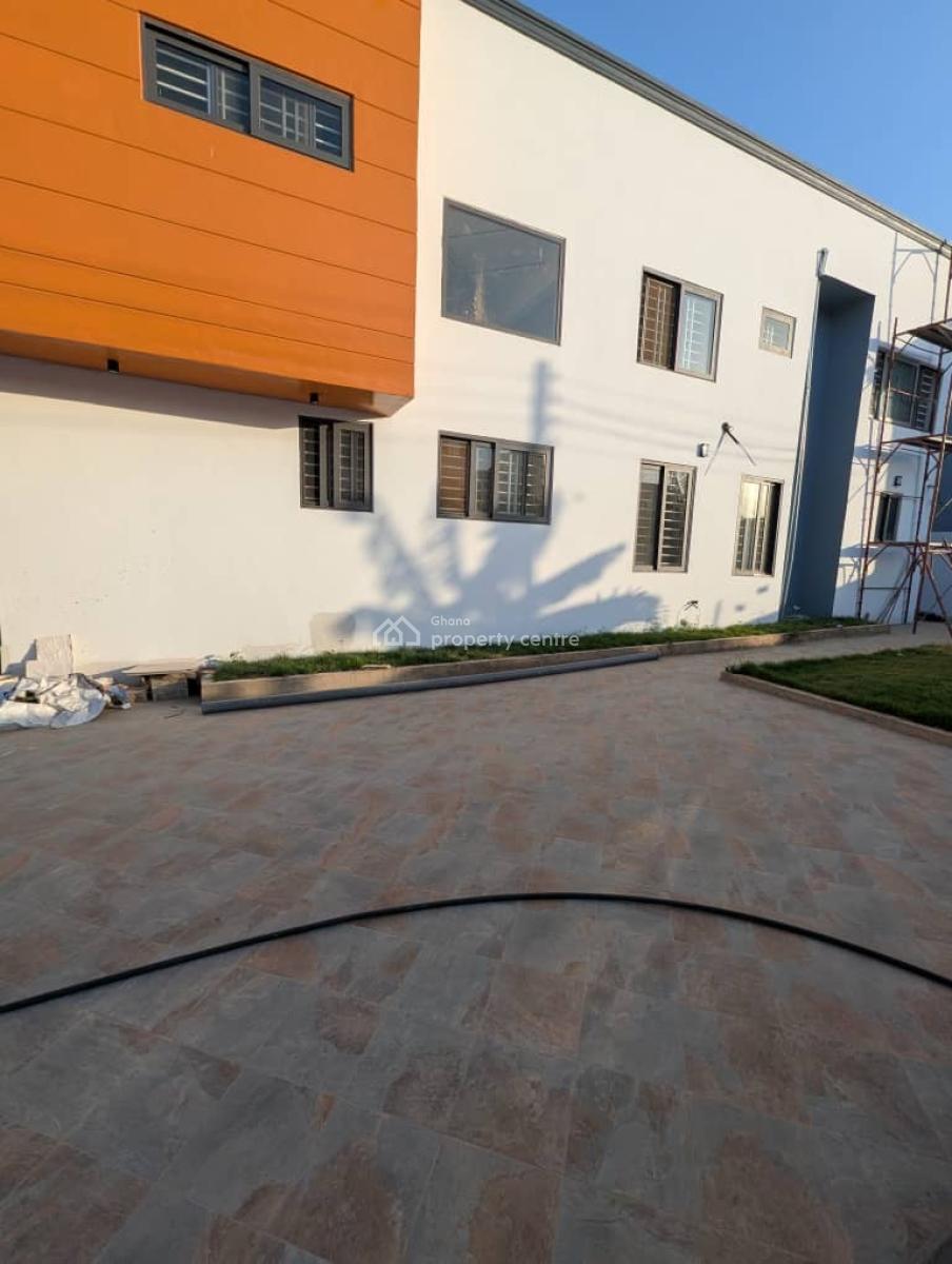 4 Bedrooms at Tantra Hills, Tantra Hills, Achimota, Accra, Detached Duplex for Sale