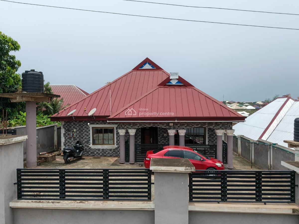 5 Bedrooms, Atimatim Maase, Near Tafo Pankrono., Kumasi Metropolitan, Ashanti, House for Sale