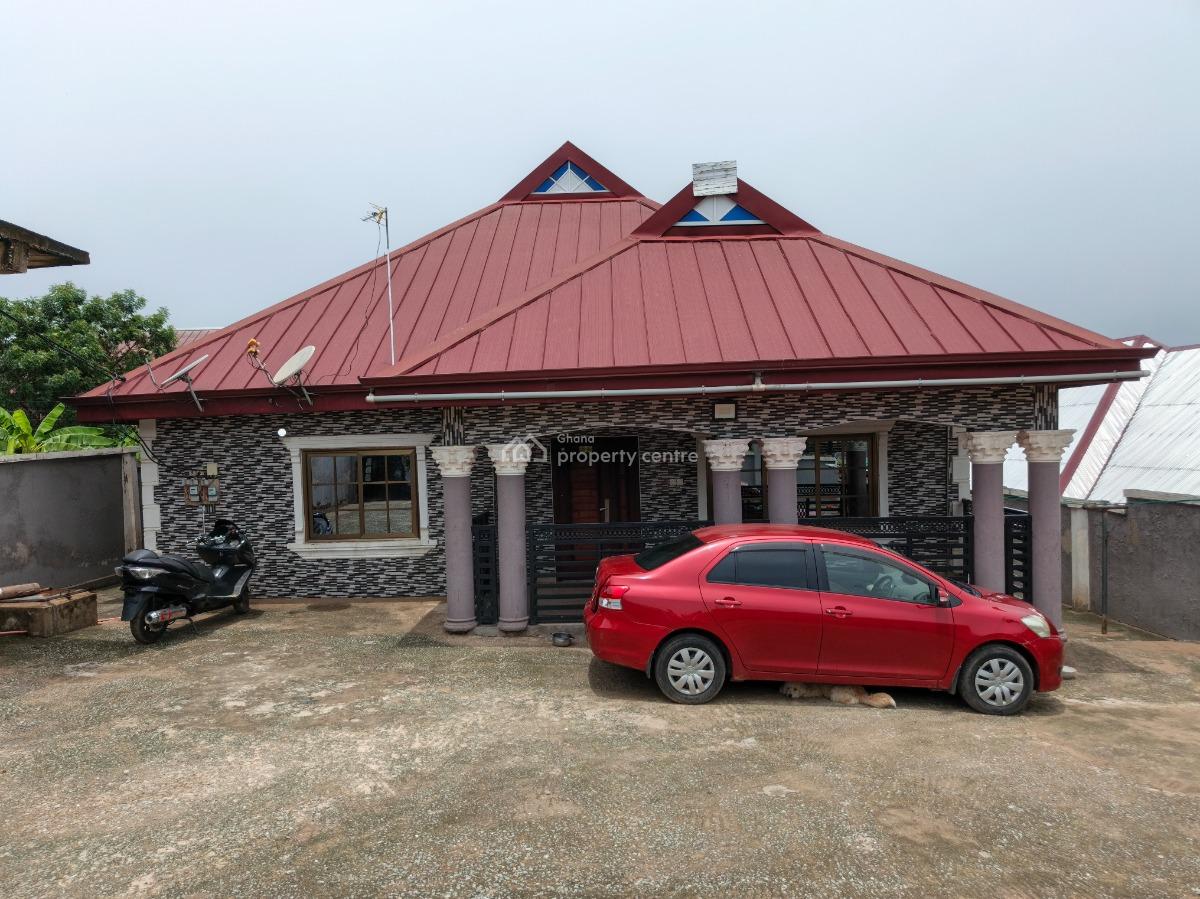 5 Bedrooms, Atimatim Maase, Near Tafo Pankrono., Kumasi Metropolitan, Ashanti, House for Sale
