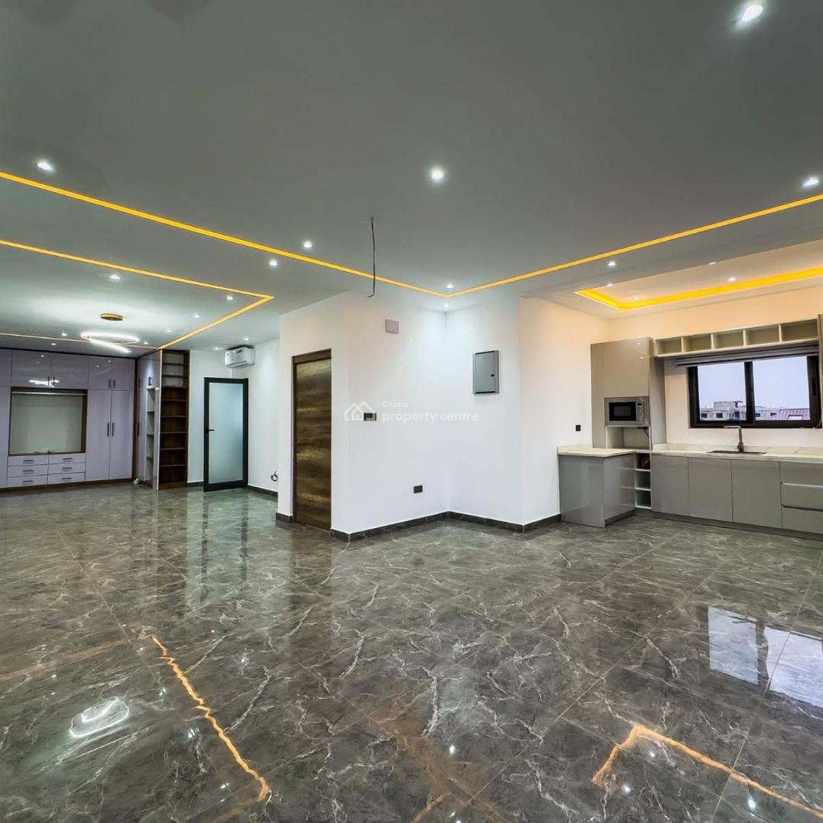 Executive 4 Bedrooms, Ashaley Botwe, Adenta Municipal, Accra, House for Sale