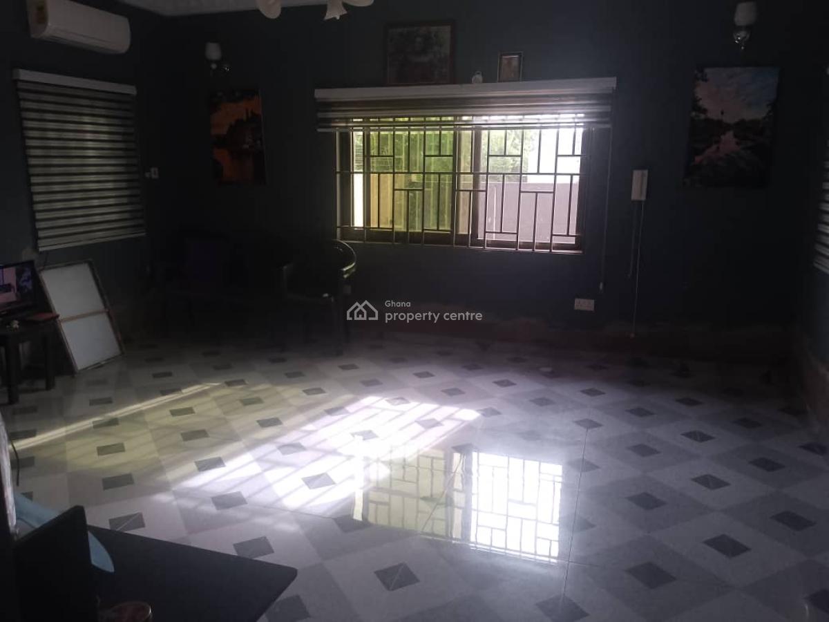 Neat 3 Master Bedrooms House, Fanmilk, Kasoa, Awutu-senya East, Central Region, Detached Bungalow for Sale