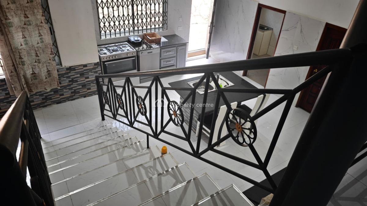 Executive 5 Master Bedrooms Storey House on 3 Plots, Aburi, Akuapim South Municipal, Eastern Region, Detached Duplex for Sale