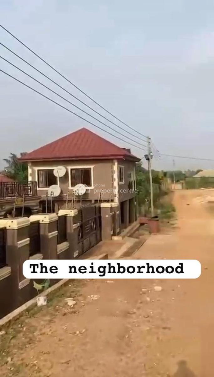 6 Bedroom House with Four Shops and a Two Bedroom Boy Quarters, Kumasi Metropolitan, Ashanti, House for Sale