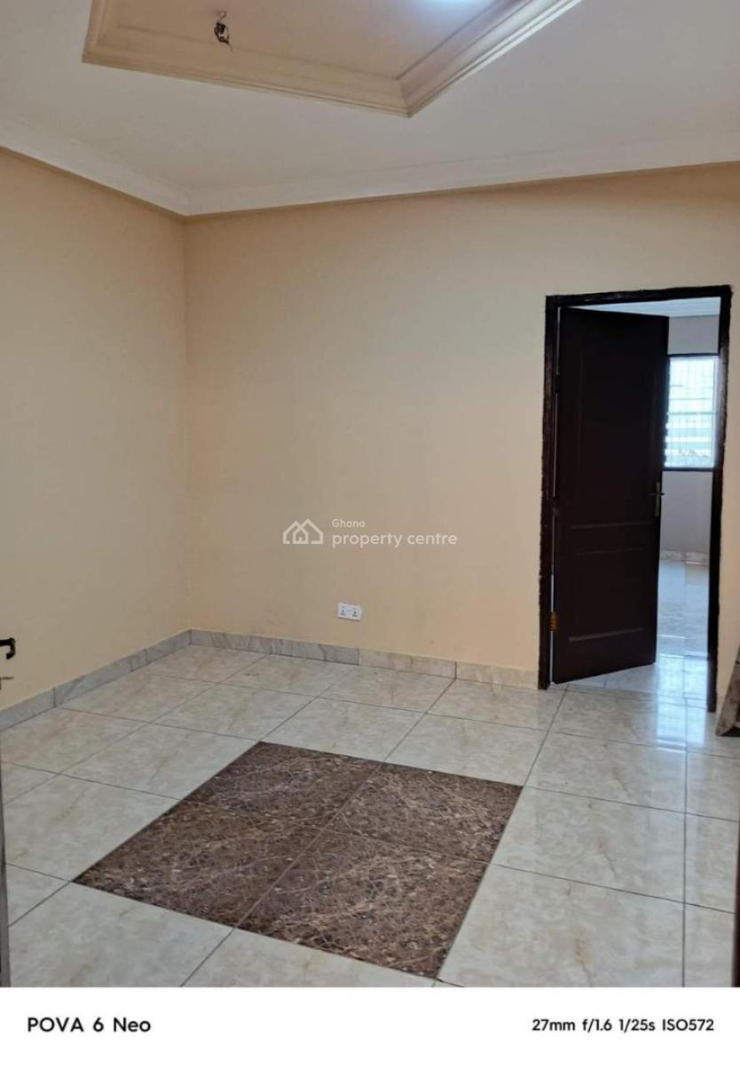 Nice Chamber and Hall, La Nkwantanang Madina Municipal, Accra, Apartment for Rent