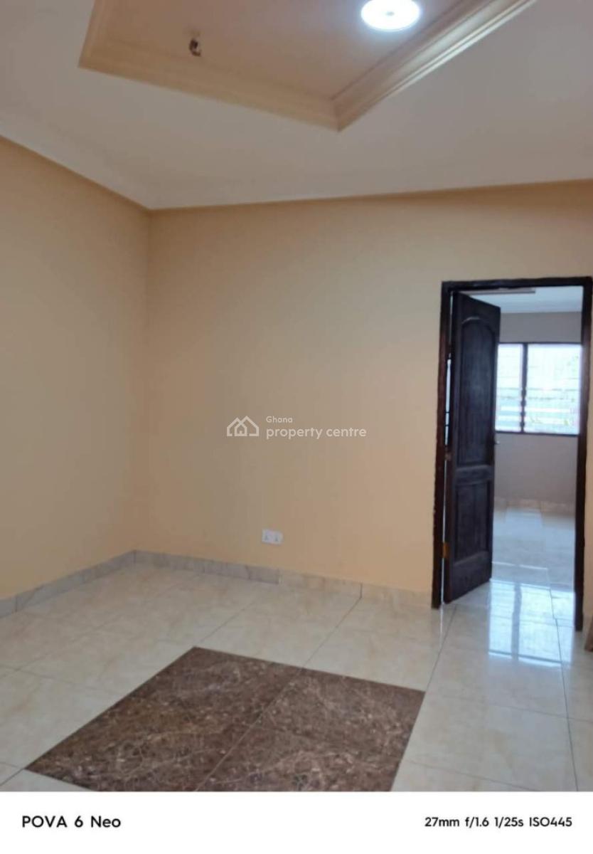 Nice Chamber and Hall, La Nkwantanang Madina Municipal, Accra, Apartment for Rent