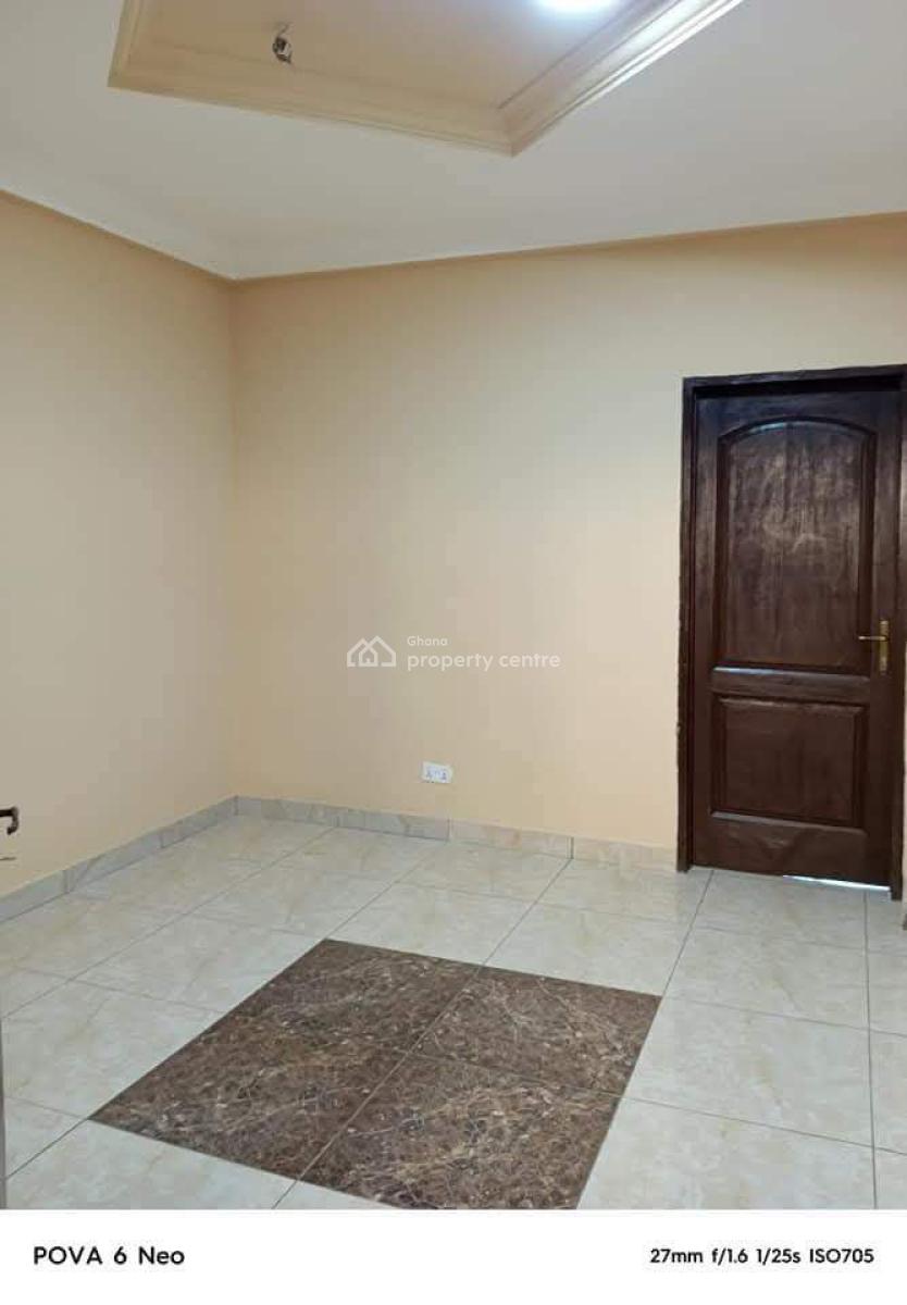 Nice Chamber and Hall, La Nkwantanang Madina Municipal, Accra, Apartment for Rent