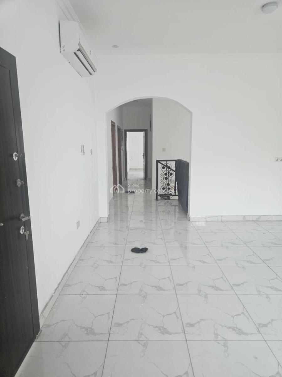 3 Bedrooms, 4th Avenue, Roman Ridge, Accra, Detached Duplex for Rent