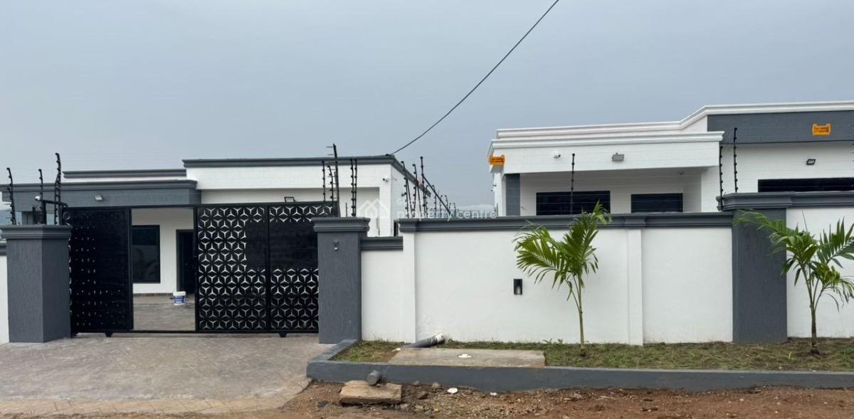 3 Bedrooms, Franko Estate, Amasaman, Ga West Municipal, Accra, Detached Bungalow for Sale