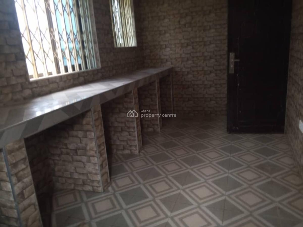 2 Bedrooms, Odumase, Ablekuma South, Accra Metropolitan, Accra, Apartment for Rent