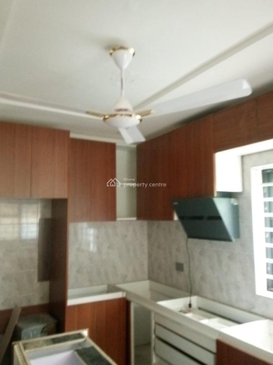 3 Bedrooms at Ablekuma Odumase, Odumase Junction, Ablekuma South, Accra Metropolitan, Accra, Detached Bungalow for Sale