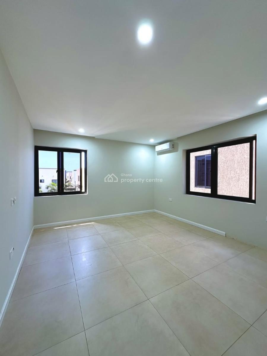 5 Bedrooms House with Boys Quarters, East Airport, Accra Metropolitan, Accra, House for Sale