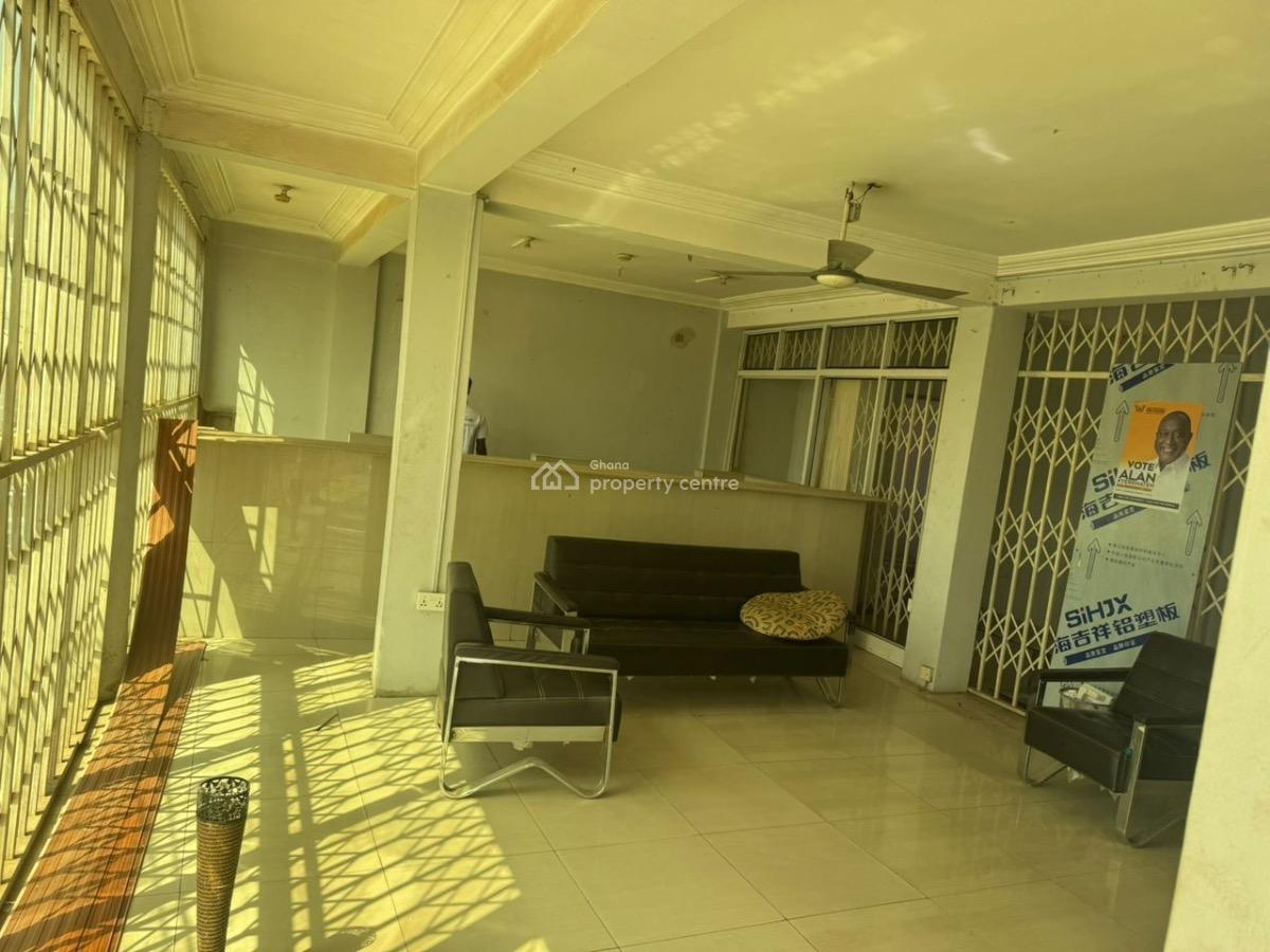100 Sqm Office Space, Market Road, Dome, Ga East Municipal, Accra, Office Space for Rent