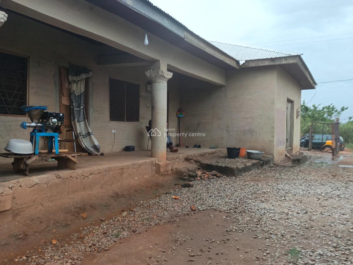 Poultry Farm, Kodie, Near Kronum Afrancho., Kumasi Metropolitan, Ashanti, Commercial Property for Sale