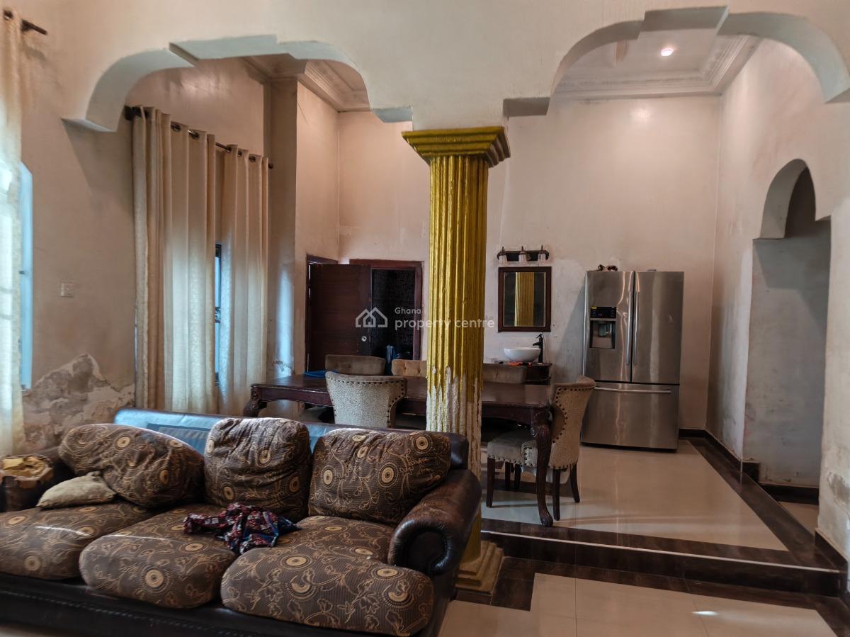 5 Bedroom, Fumesua, on Tech Ejisu Road., Kumasi Metropolitan, Ashanti, House for Sale