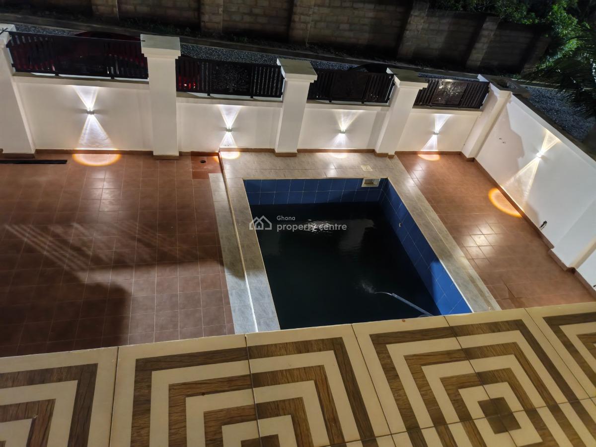 4 Bedrooms, Kwamo, on Kumsi / Ejisu Road, Kumasi Metropolitan, Ashanti, House for Sale