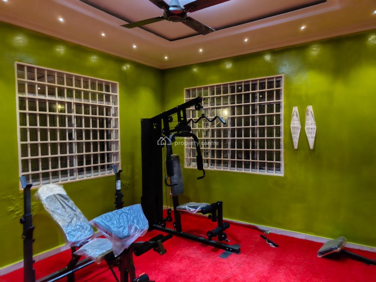 4 Bedrooms, Kwamo, on Kumsi / Ejisu Road, Kumasi Metropolitan, Ashanti, House for Sale