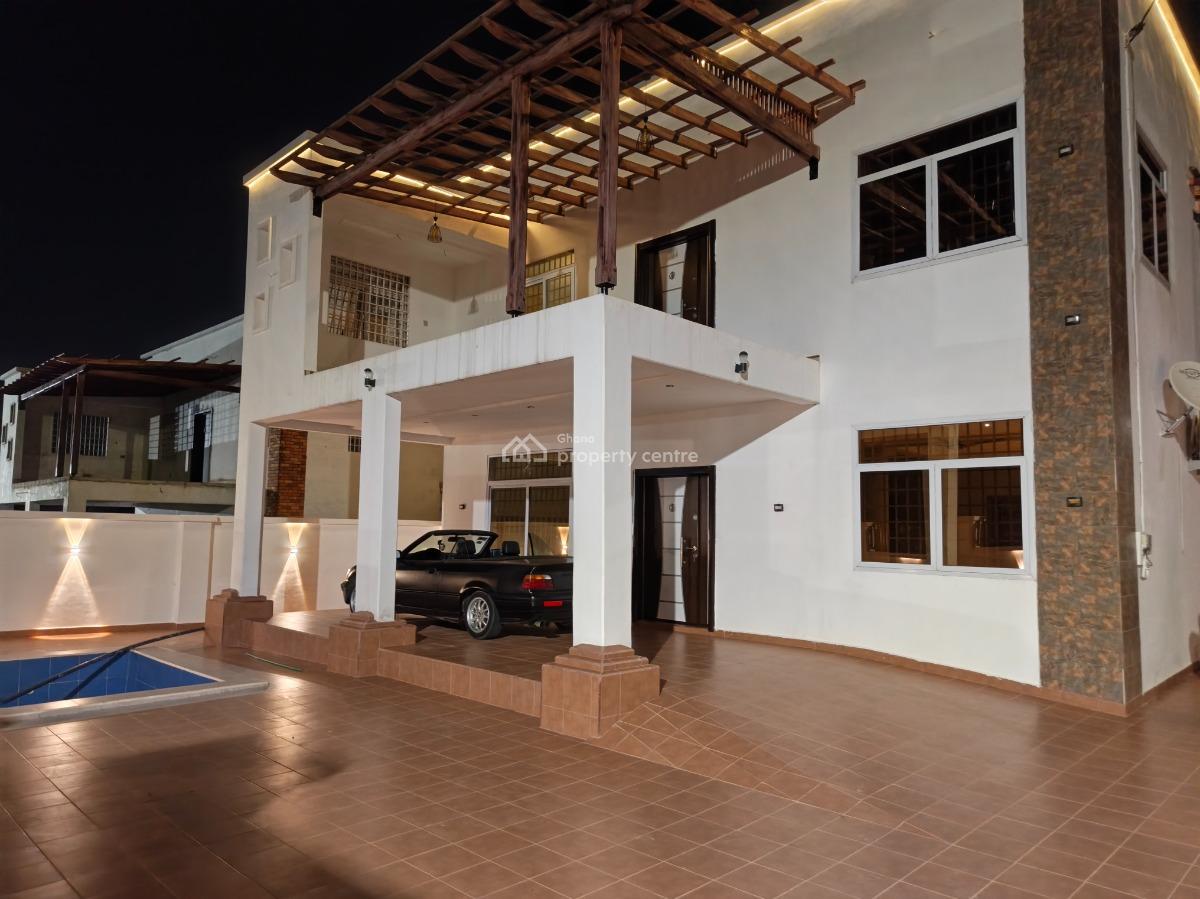 4 Bedrooms, Kwamo, on Kumsi / Ejisu Road, Kumasi Metropolitan, Ashanti, House for Sale